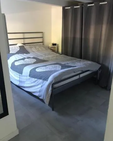 Apartment Rdj Dans